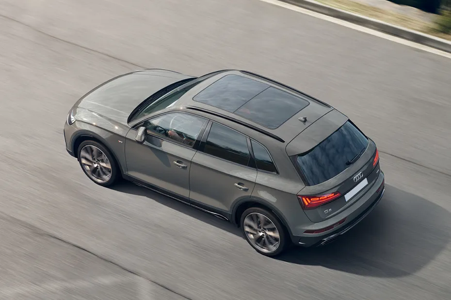 Audi Q7 Image