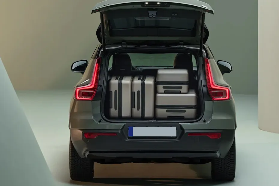 Volvo XC40 Recharge Image